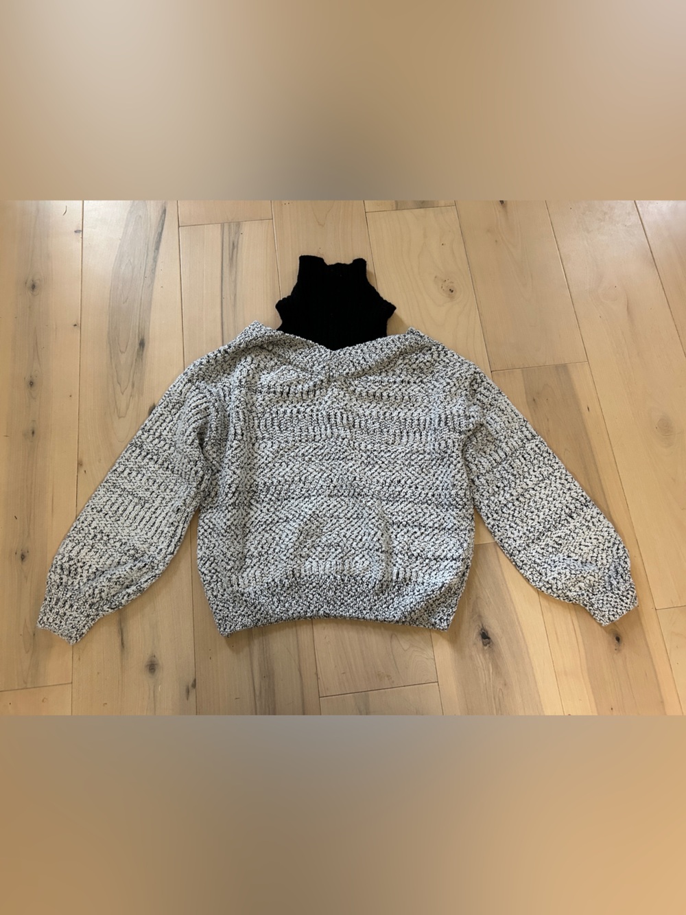 NWOT Two Tone Cold Shoulder Cutout Mock Neck Oversized Sweater Small